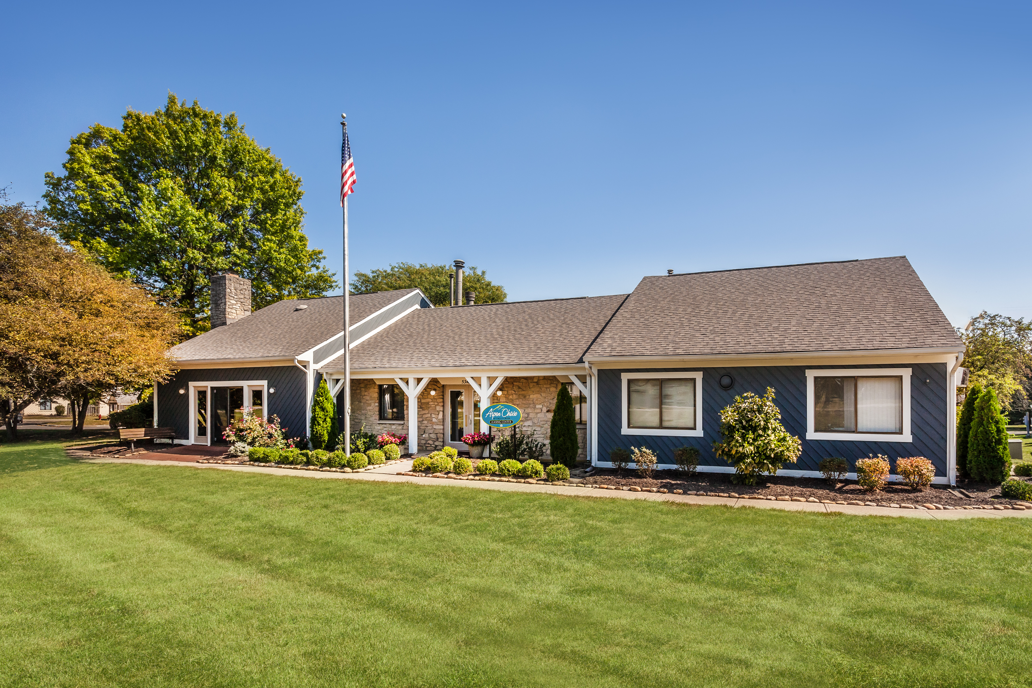 Aspen Chase at Eagle Creek The Multifamily Advisory Group at Cushman & Wakefield